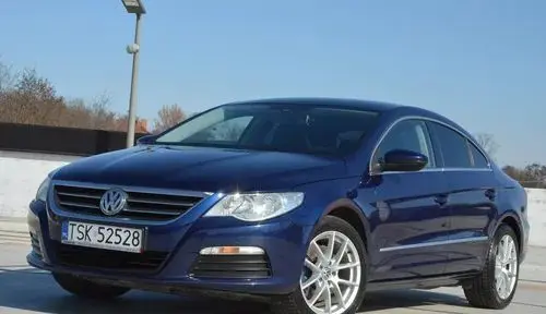 VOLKSWAGEN Passat CC 