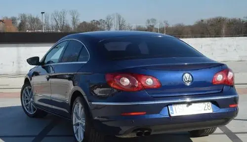 VOLKSWAGEN Passat CC 