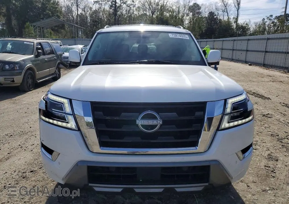 NISSAN Armada 