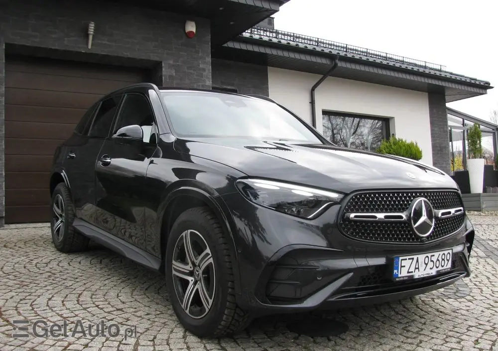 MERCEDES-BENZ GLC 