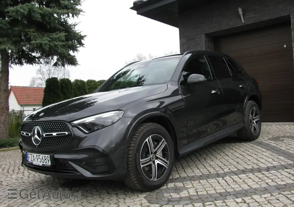 MERCEDES-BENZ GLC 