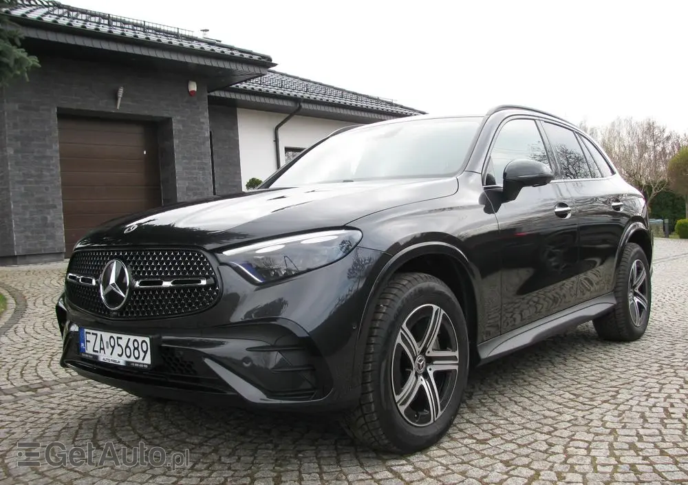 MERCEDES-BENZ GLC 