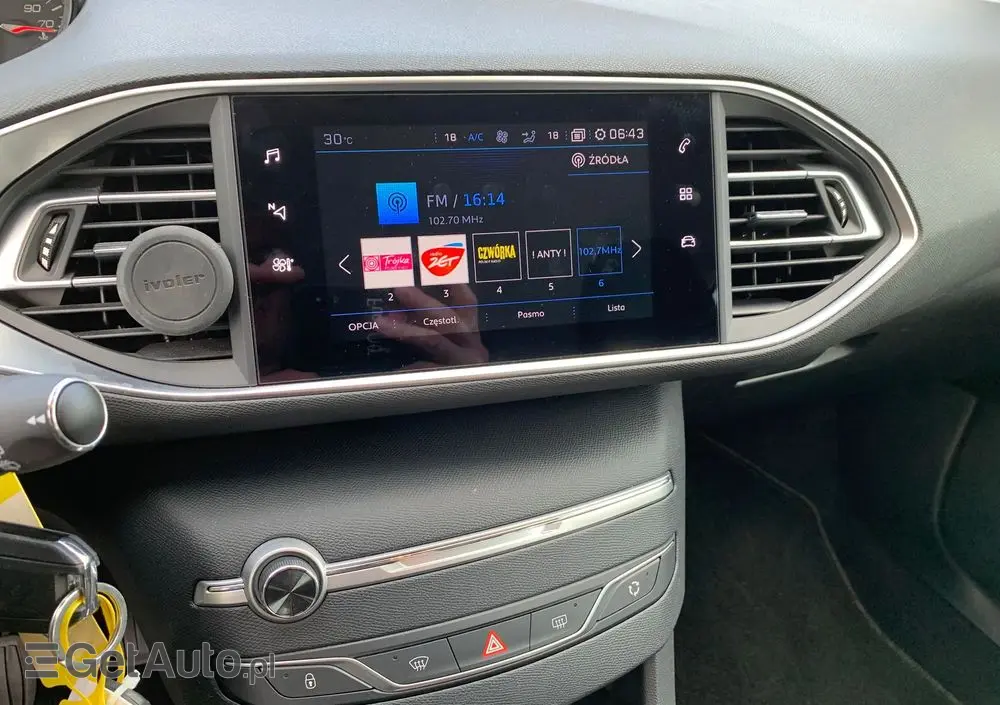 PEUGEOT 308 1.2 PureTech Business Line S&S