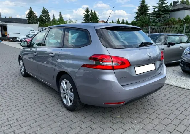 PEUGEOT 308 1.2 PureTech Business Line S&S