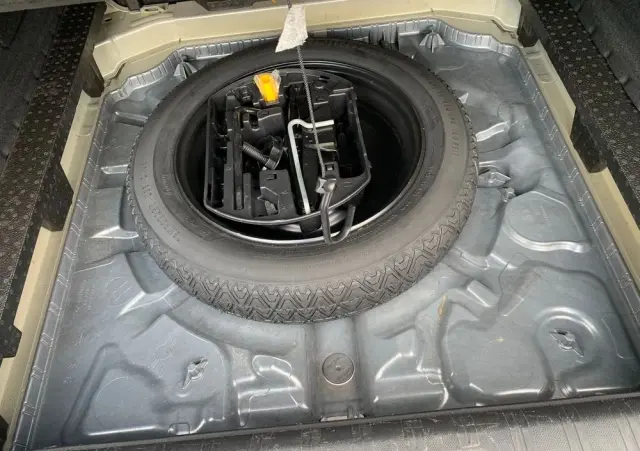 PEUGEOT 308 1.2 PureTech Business Line S&S