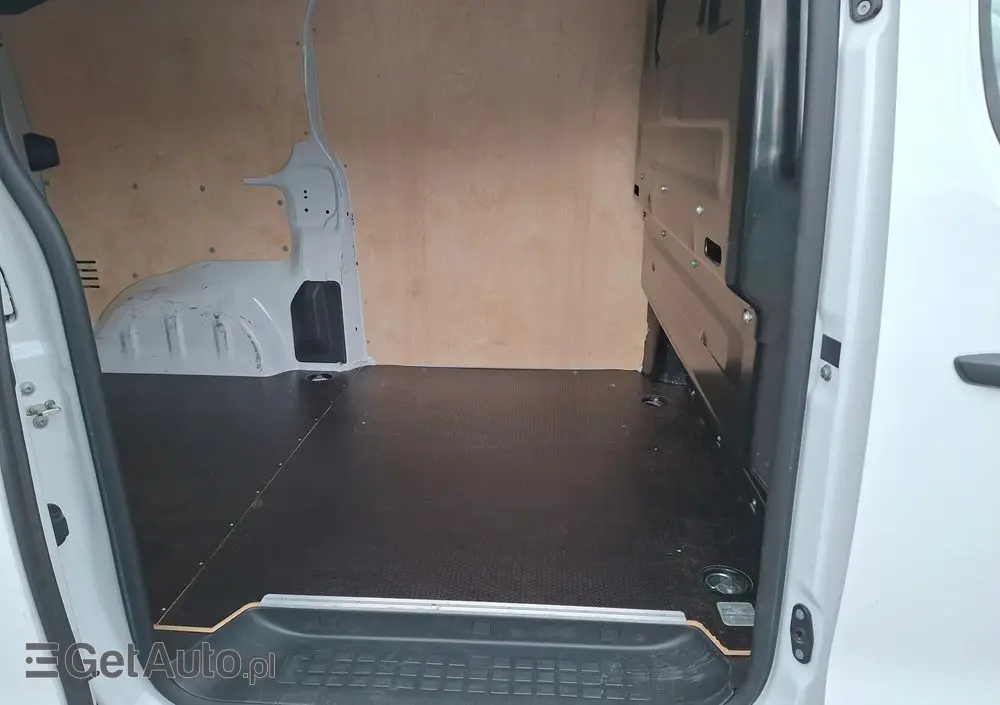 PEUGEOT Expert  1.5 HDi 120 KM Salon PL 