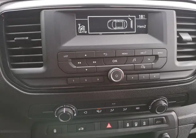 PEUGEOT Expert  1.5 HDi 120 KM Salon PL 