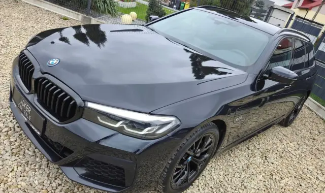 BMW Seria 5 530e xDrive M Sport sport