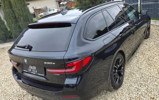 BMW Seria 5 530e xDrive M Sport sport