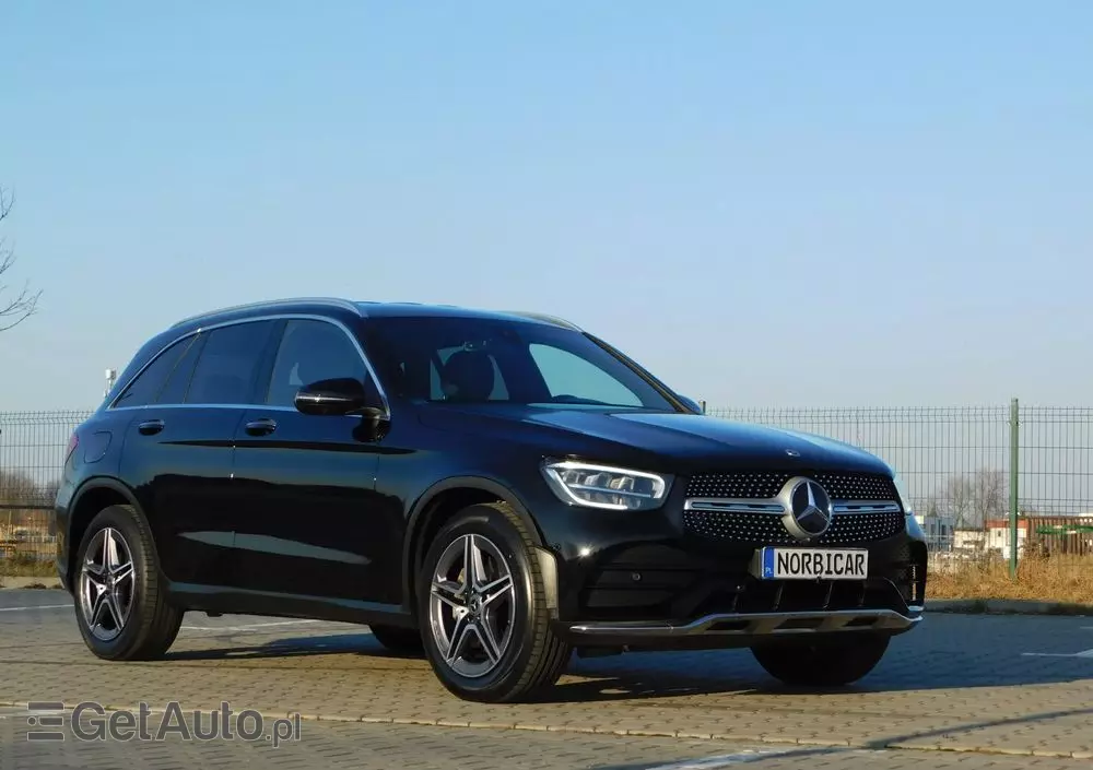 MERCEDES-BENZ GLC 200 d Business Edition