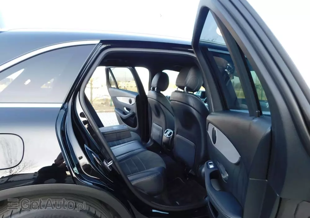 MERCEDES-BENZ GLC 200 d Business Edition