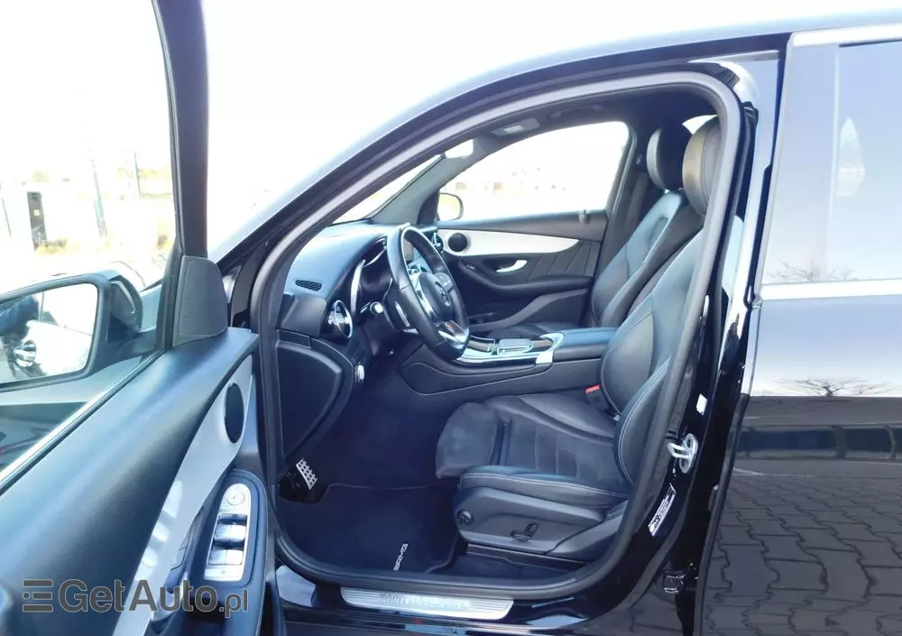 MERCEDES-BENZ GLC 200 d Business Edition