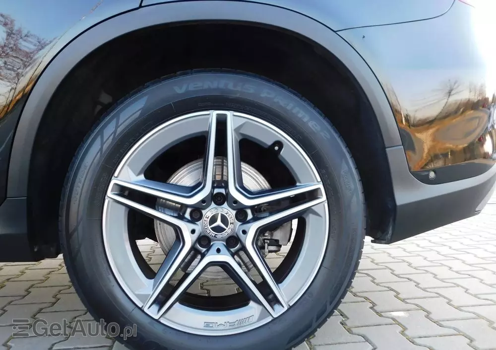 MERCEDES-BENZ GLC 200 d Business Edition