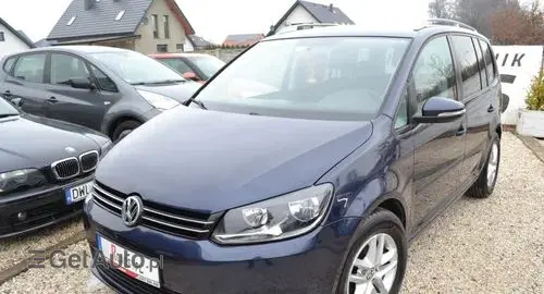 VOLKSWAGEN Touran 