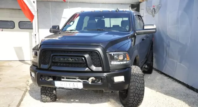 DODGE RAM 