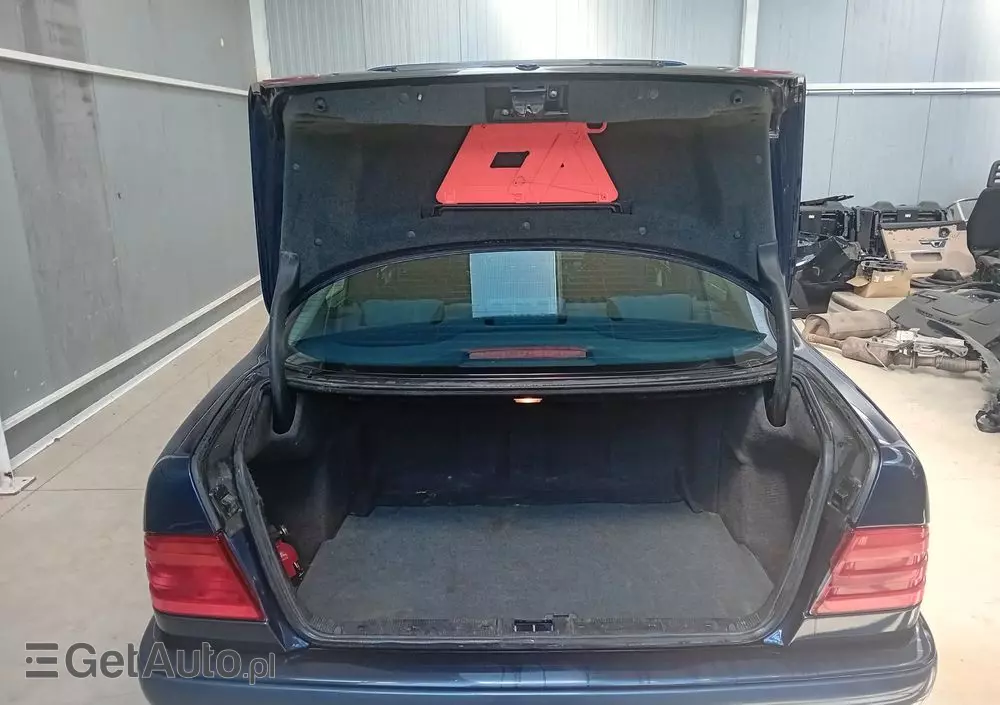 MERCEDES-BENZ Klasa E 290 T TD Classic