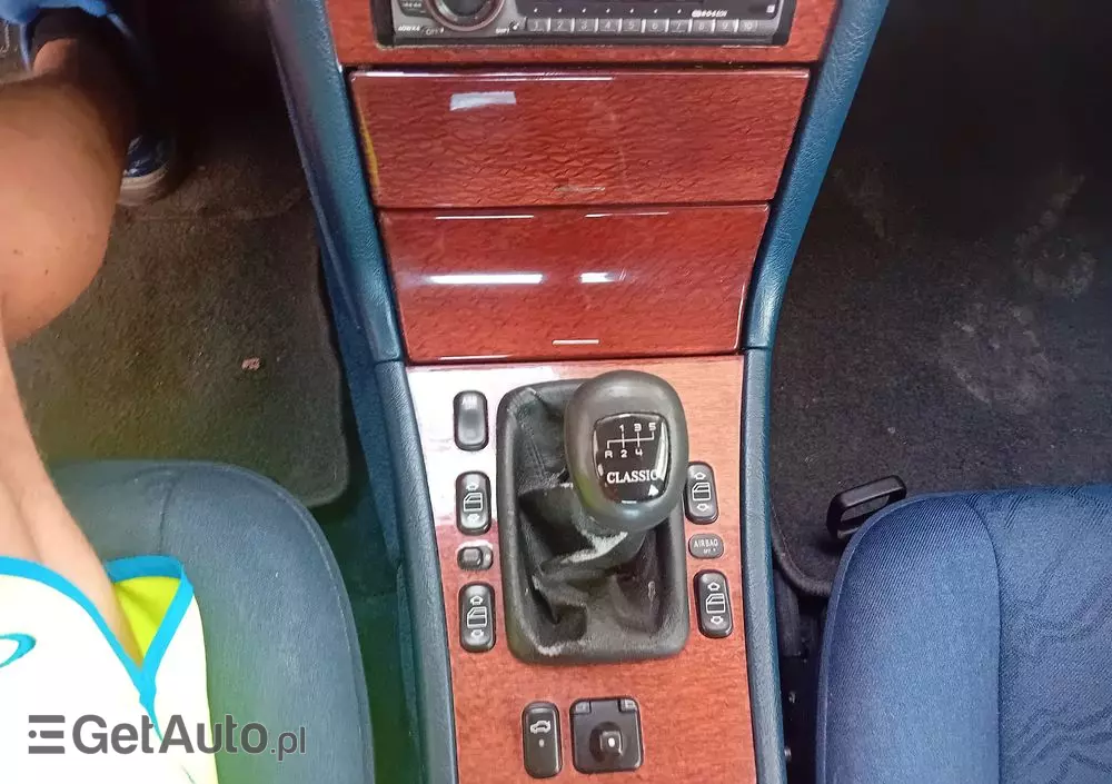 MERCEDES-BENZ Klasa E 290 T TD Classic