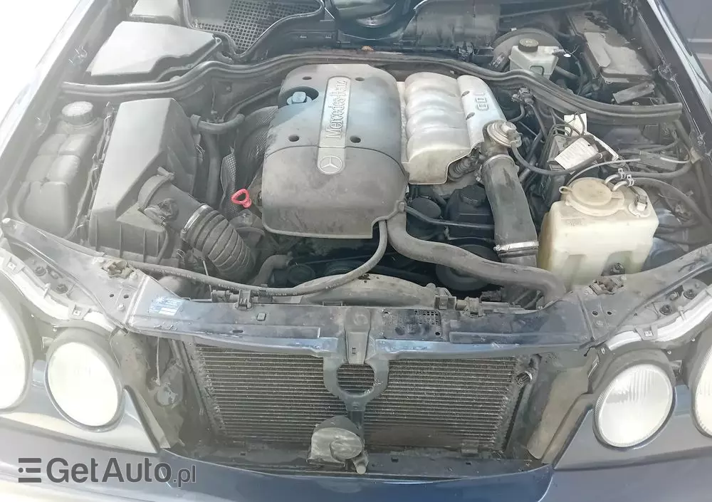 MERCEDES-BENZ Klasa E 290 T TD Classic