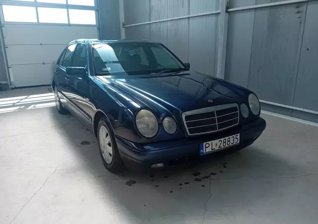 MERCEDES-BENZ Klasa E 290 T TD Classic