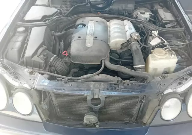 MERCEDES-BENZ Klasa E 290 T TD Classic