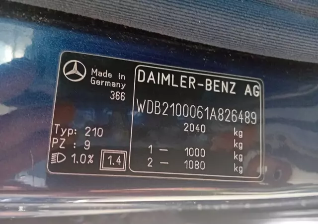 MERCEDES-BENZ Klasa E 290 T TD Classic