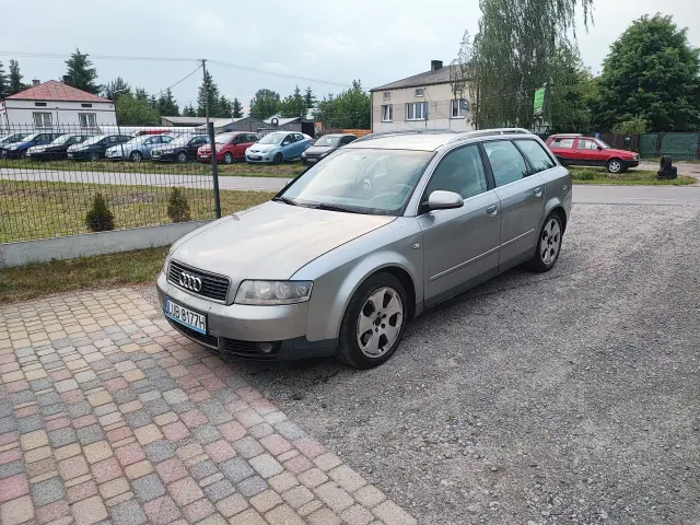 AUDI A4 Avant