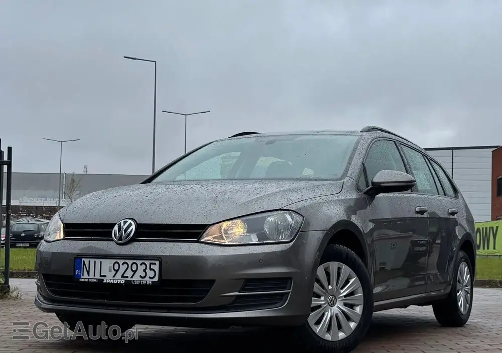 VOLKSWAGEN Golf Variant 