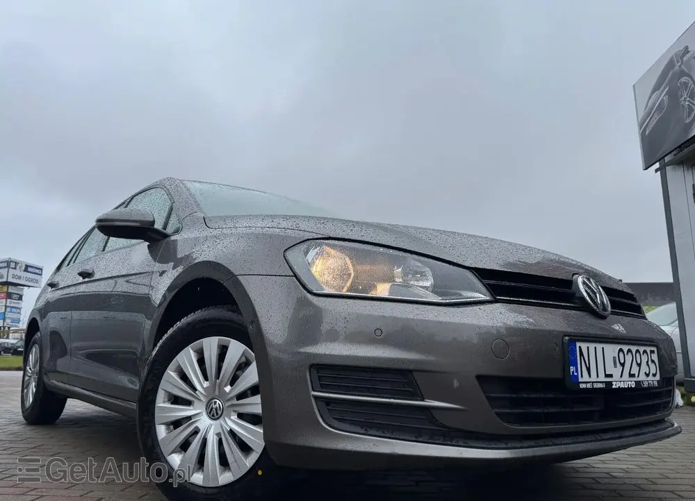 VOLKSWAGEN Golf Variant 
