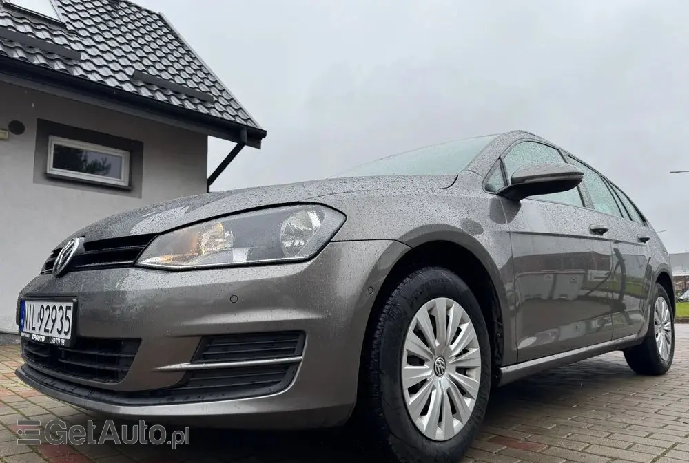 VOLKSWAGEN Golf Variant 