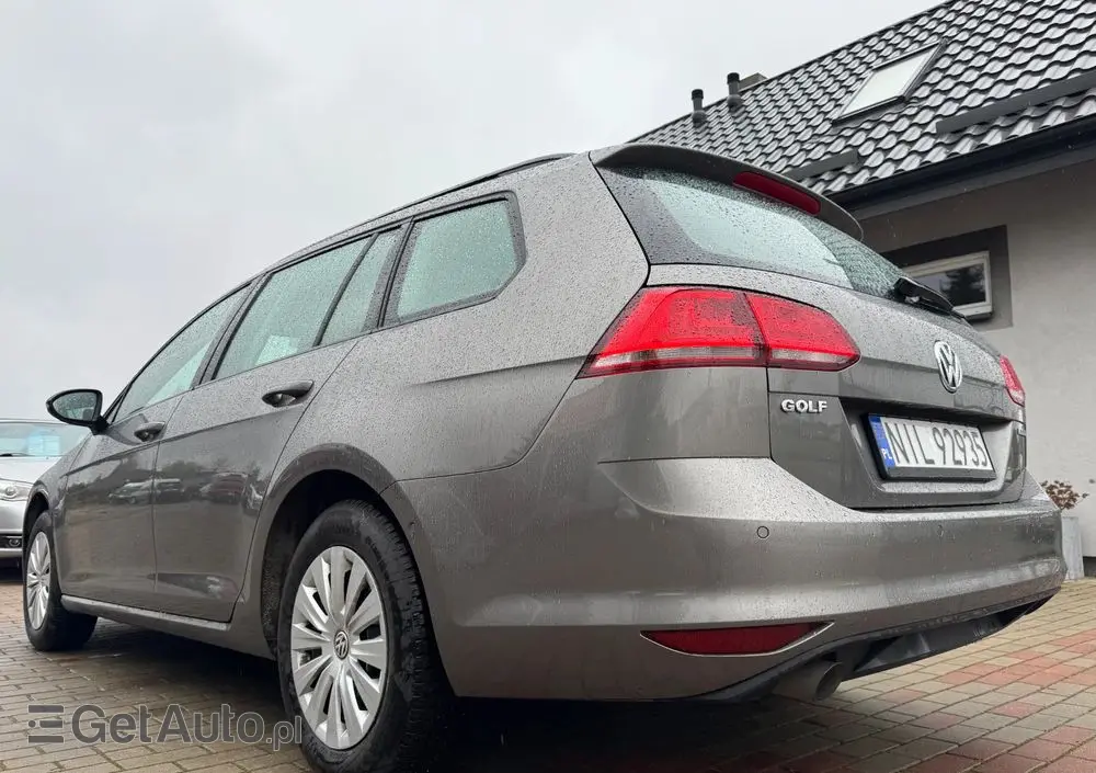 VOLKSWAGEN Golf Variant 
