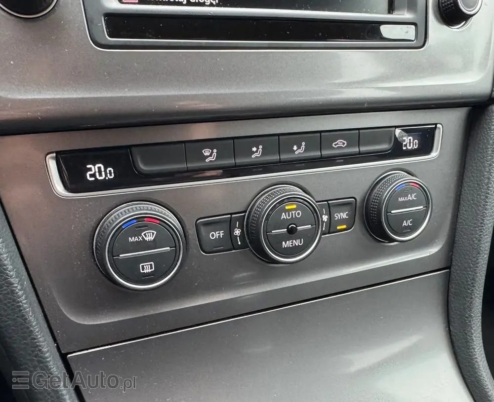 VOLKSWAGEN Golf Variant 