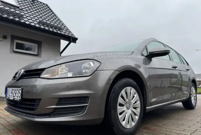 VOLKSWAGEN Golf Variant 