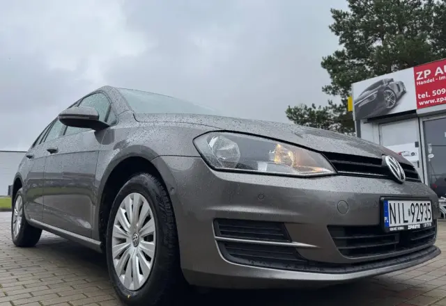 VOLKSWAGEN Golf Variant 