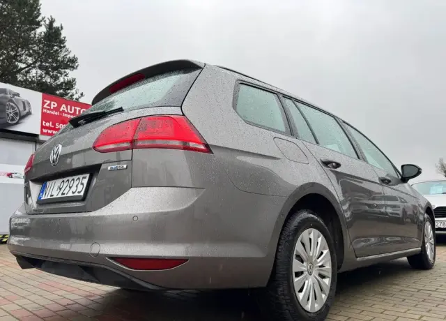 VOLKSWAGEN Golf Variant 