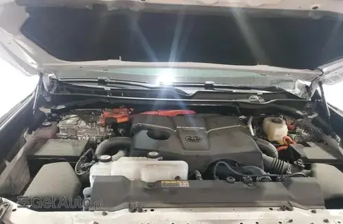 TOYOTA Sequoia 