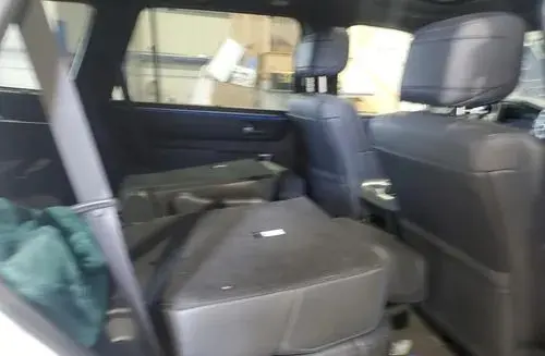 TOYOTA Sequoia 