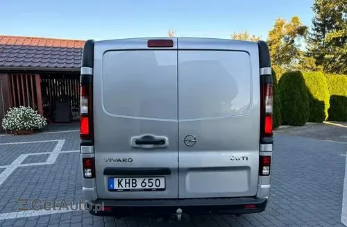 OPEL Vivaro 