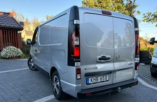 OPEL Vivaro 