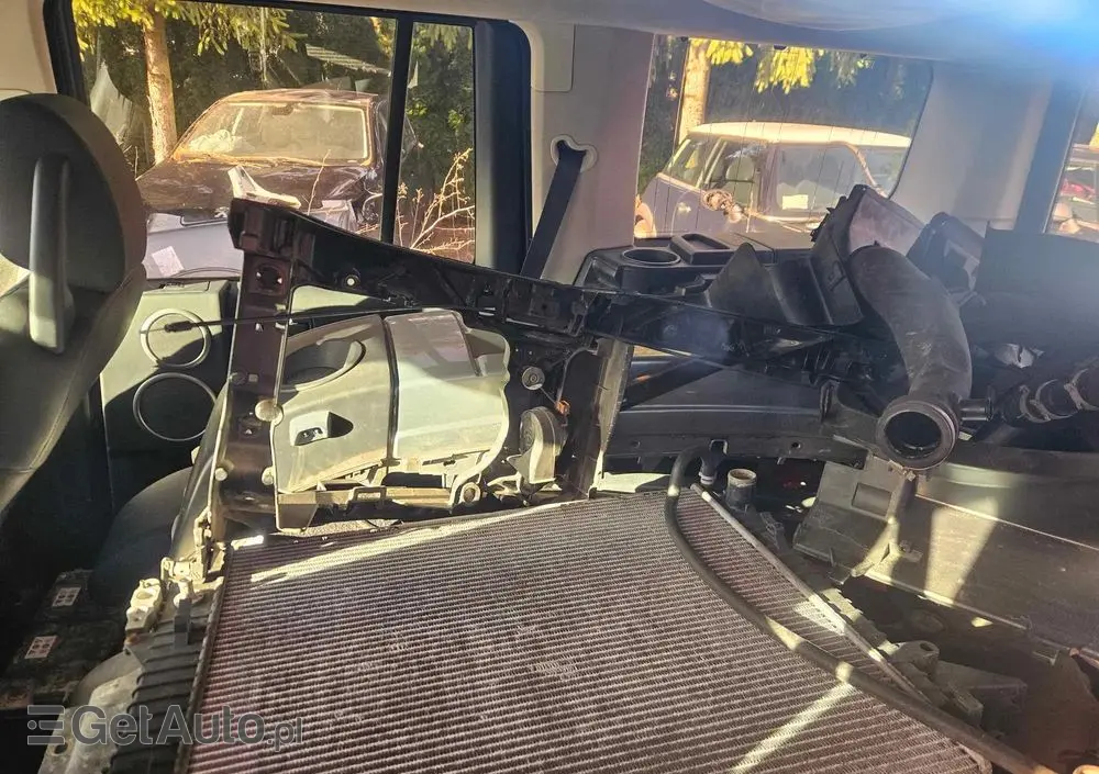 LAND ROVER Discovery TD V6 HSE