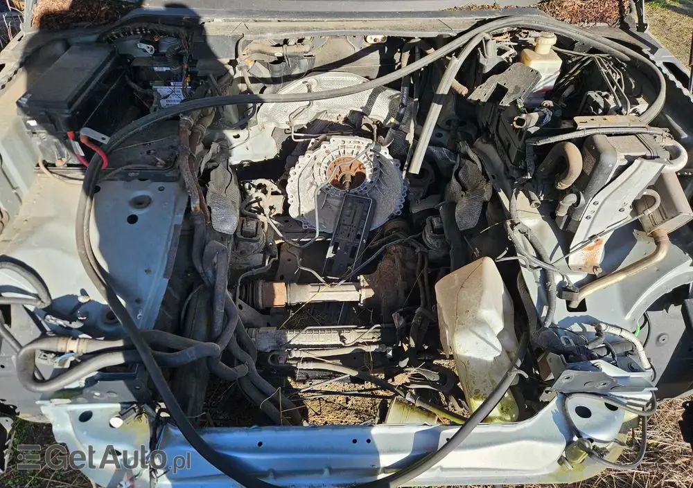 LAND ROVER Discovery TD V6 HSE