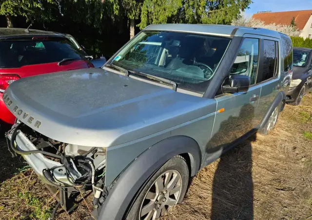 LAND ROVER Discovery TD V6 HSE