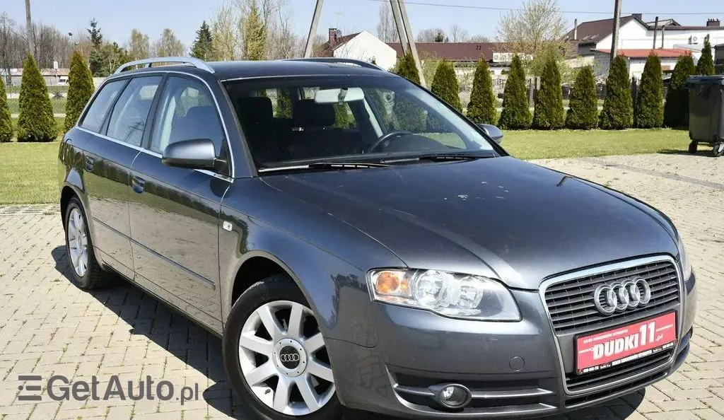 AUDI A4 