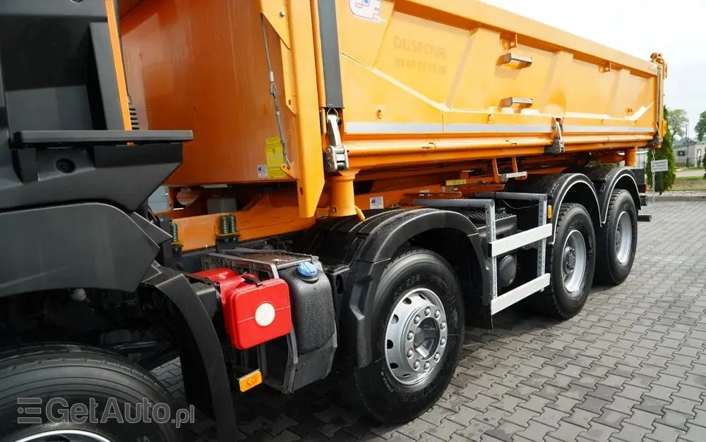 RENAULT K 480 / 8x4 / WYWROTKA DWUSTRONNA / HYDROBURTA / KLAPODRZWI  / SPROWADZONY / PO KONTRAKCIE SERWISOWYM 