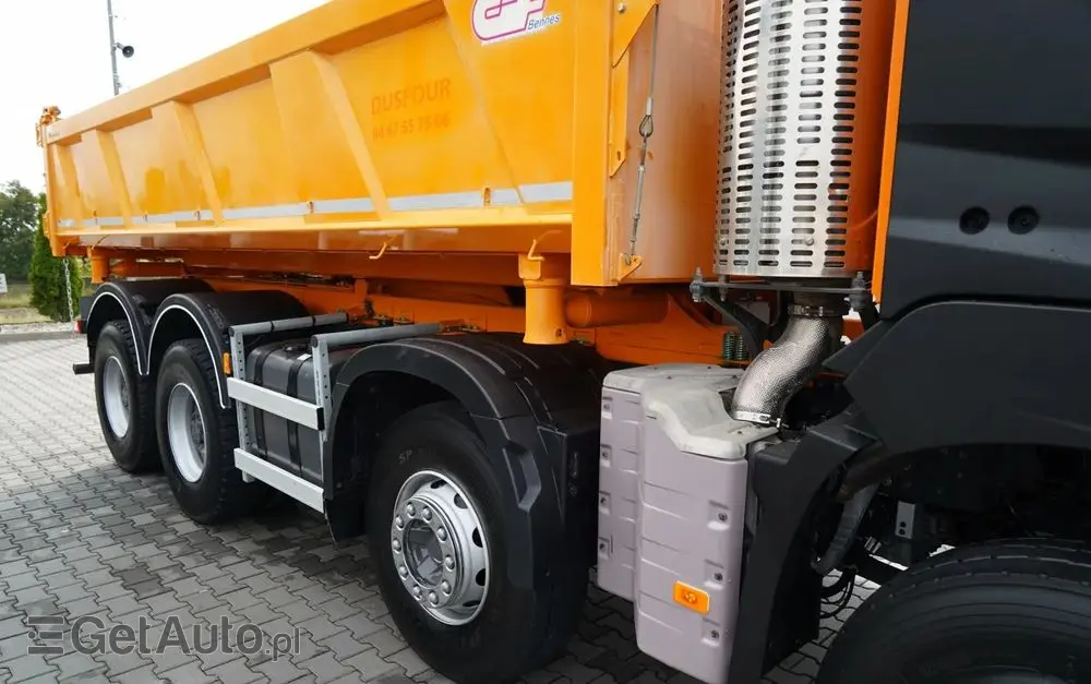 RENAULT K 480 / 8x4 / WYWROTKA DWUSTRONNA / HYDROBURTA / KLAPODRZWI  / SPROWADZONY / PO KONTRAKCIE SERWISOWYM 