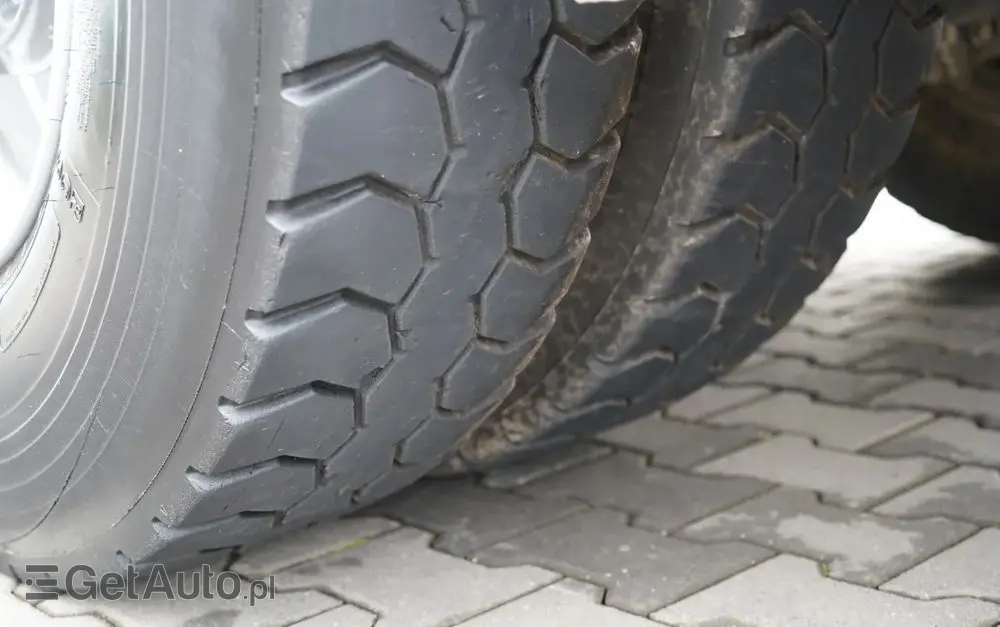 RENAULT K 480 / 8x4 / WYWROTKA DWUSTRONNA / HYDROBURTA / KLAPODRZWI  / SPROWADZONY / PO KONTRAKCIE SERWISOWYM 