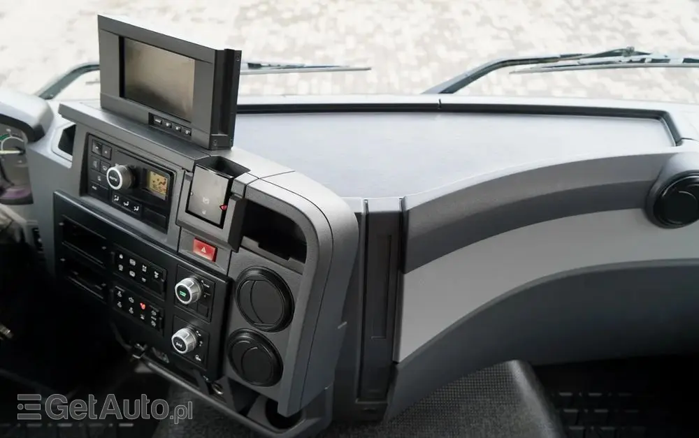 RENAULT K 480 / 8x4 / WYWROTKA DWUSTRONNA / HYDROBURTA / KLAPODRZWI  / SPROWADZONY / PO KONTRAKCIE SERWISOWYM 