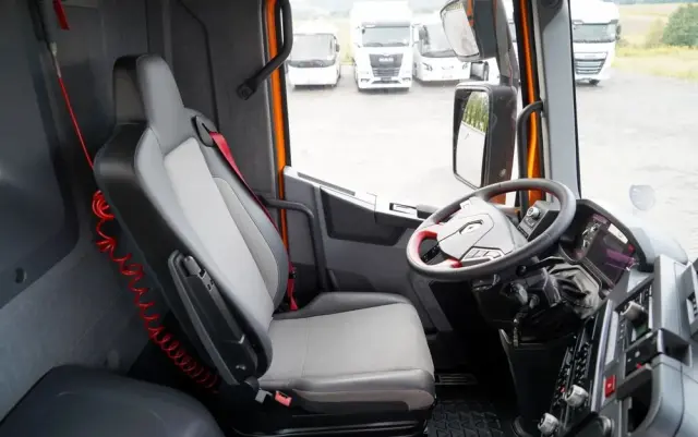 RENAULT K 480 / 8x4 / WYWROTKA DWUSTRONNA / HYDROBURTA / KLAPODRZWI  / SPROWADZONY / PO KONTRAKCIE SERWISOWYM 