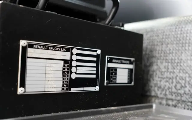 RENAULT K 480 / 8x4 / WYWROTKA DWUSTRONNA / HYDROBURTA / KLAPODRZWI  / SPROWADZONY / PO KONTRAKCIE SERWISOWYM 