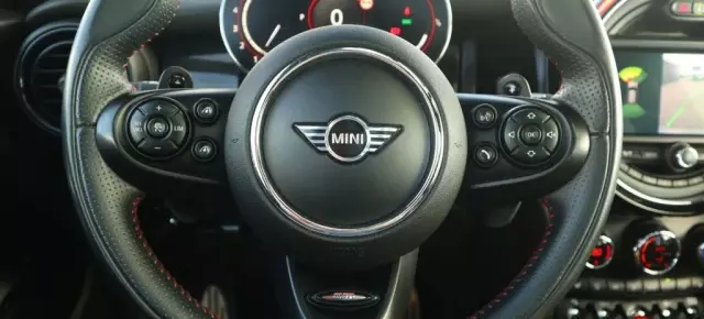MINI  Mini 