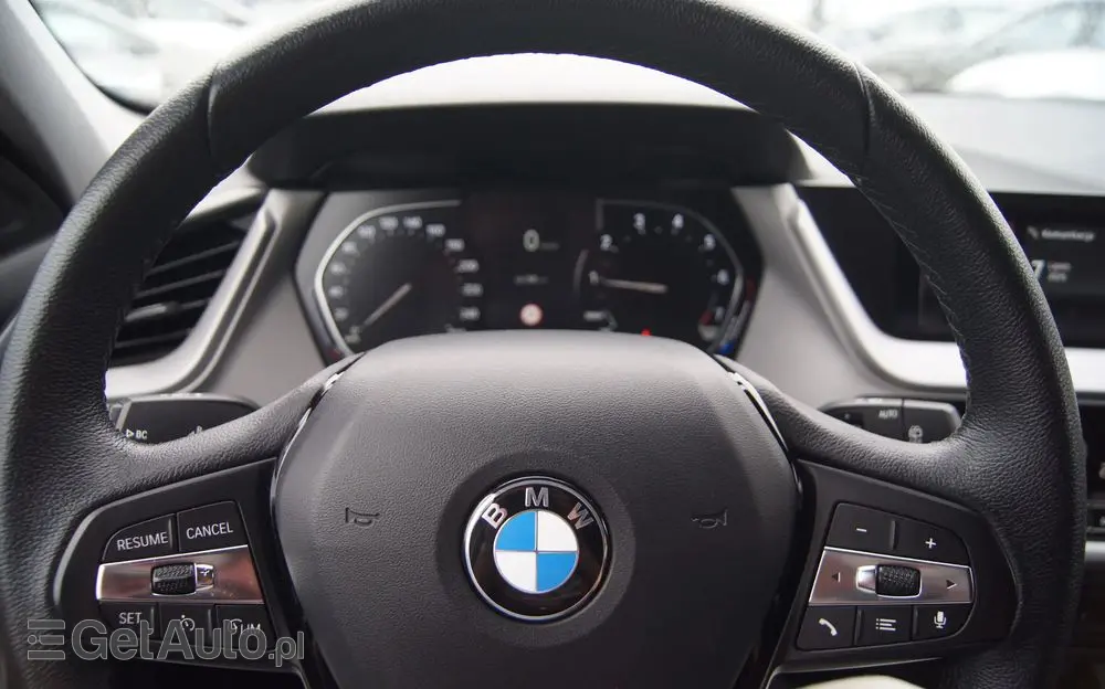 BMW Seria 1 118i Advantage